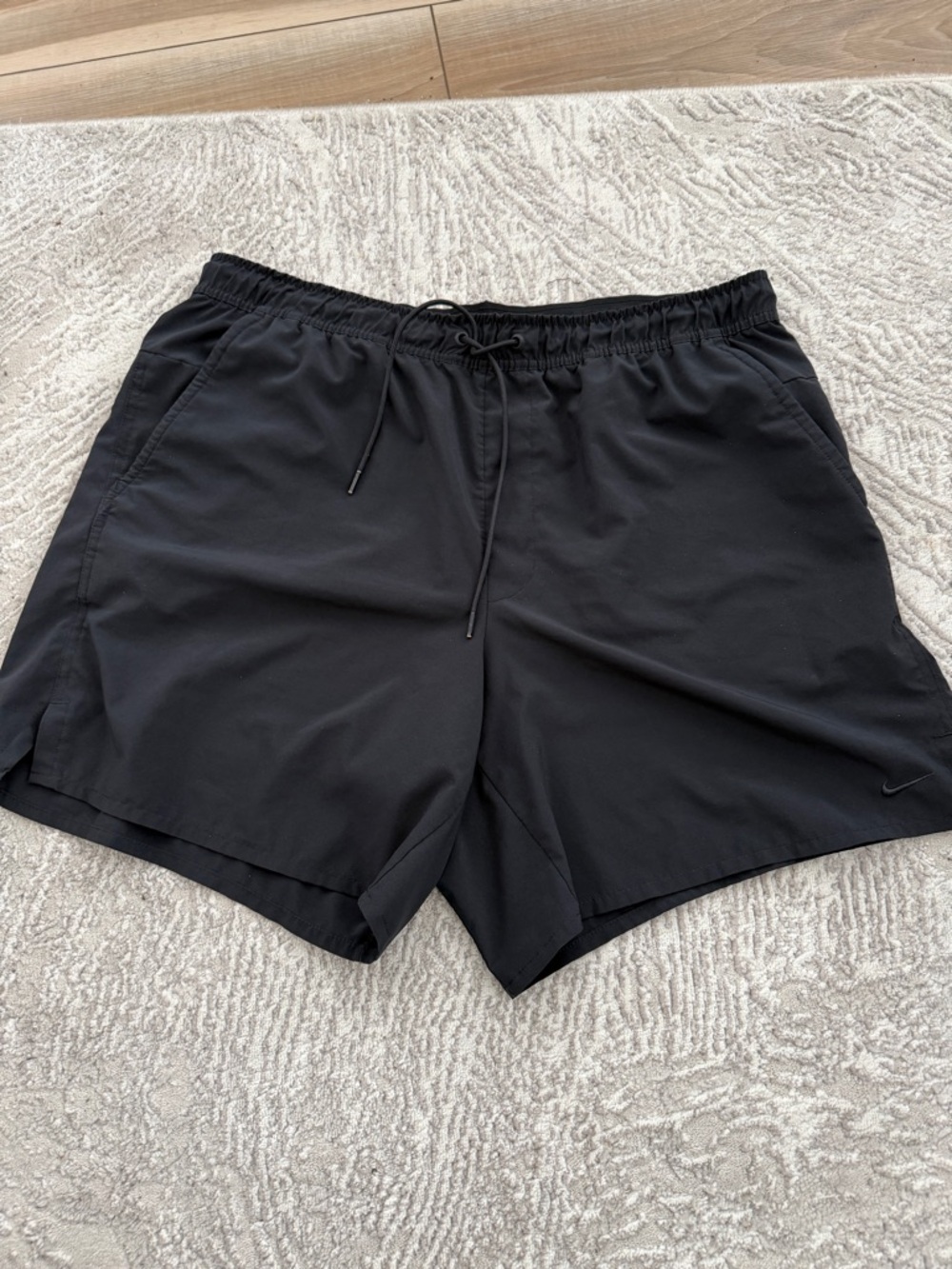 Nike Men's Black Athletic Drawstring Performance Shorts